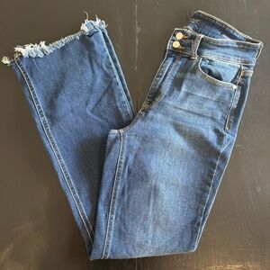 JUDY BLUE HIGH WAISTED VINTAGE FRAYED HEM BOOTCUT JEANS - SIZE 11/30